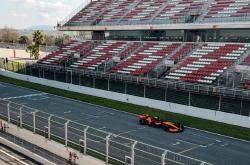 开云体育入口-迈凯伦翻盘法拉利，塞恩斯点燃赛场