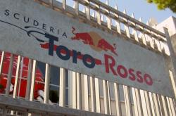 开云体育官方网站-红牛二队完胜威廉姆斯，塞恩斯高光表现