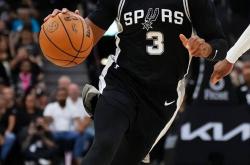 开云官方app入口-火箭迎战尼克斯，保罗和安东尼可能再度合作