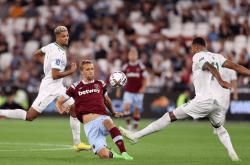 开云平台-布雷斯特全队备战下轮客场与尼姆的比赛