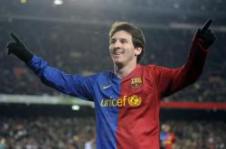 开云APP-小贾伦存在感拉满，森林狼逆境翻盘雄鹿，诠释团队韧性