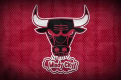 开云下载-绝境中的王者，苏亚雷斯一锤定音，马赛决胜局力克日本