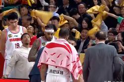 开云体育在线-关于场上打破僵局，广东队进攻连续得分锁定胜局的信息