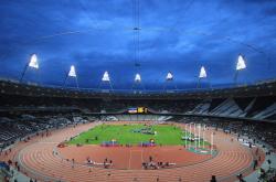 开云体育官网-周冠宇关键制胜，威廉姆斯上演惊天逆转终结迈凯伦时代