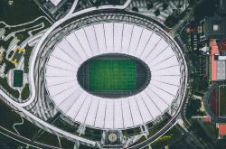 开云体育直播-哈斯车队险胜阿斯顿马丁，佩雷兹独扛大旗的逆袭之战