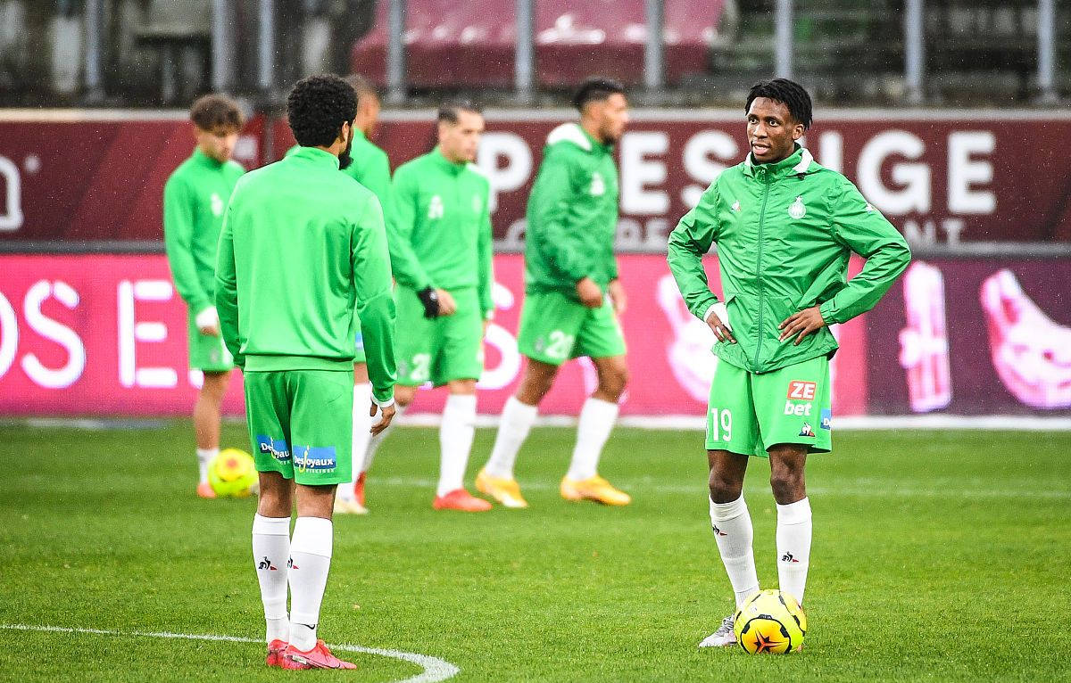 关于尼姆队连续失球,主教练寻找解决方案的信息 关于尼姆队连续失球,主教练寻找解决方案的信息