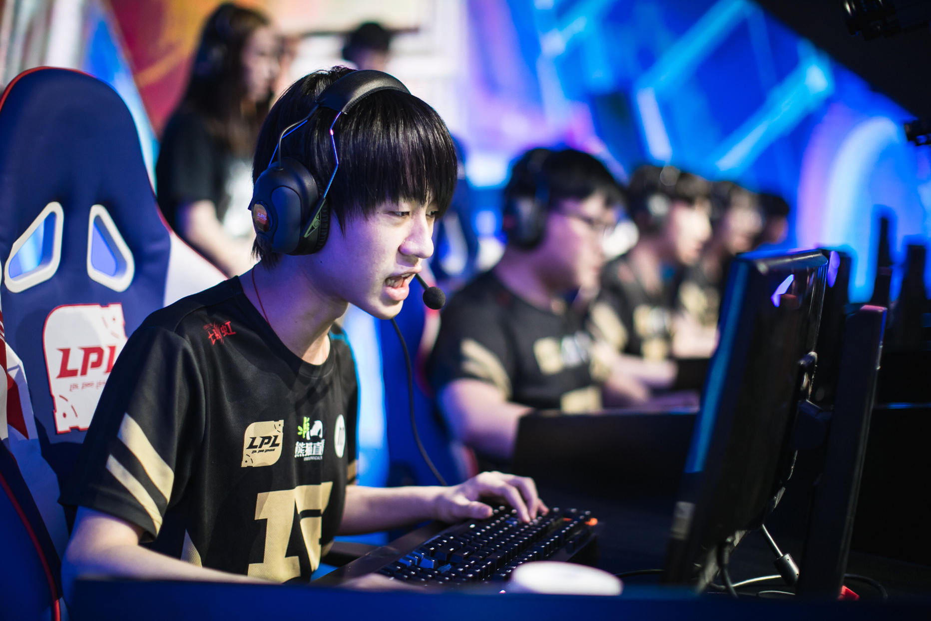 FNC鏖战RNG，Keria绝境逆转