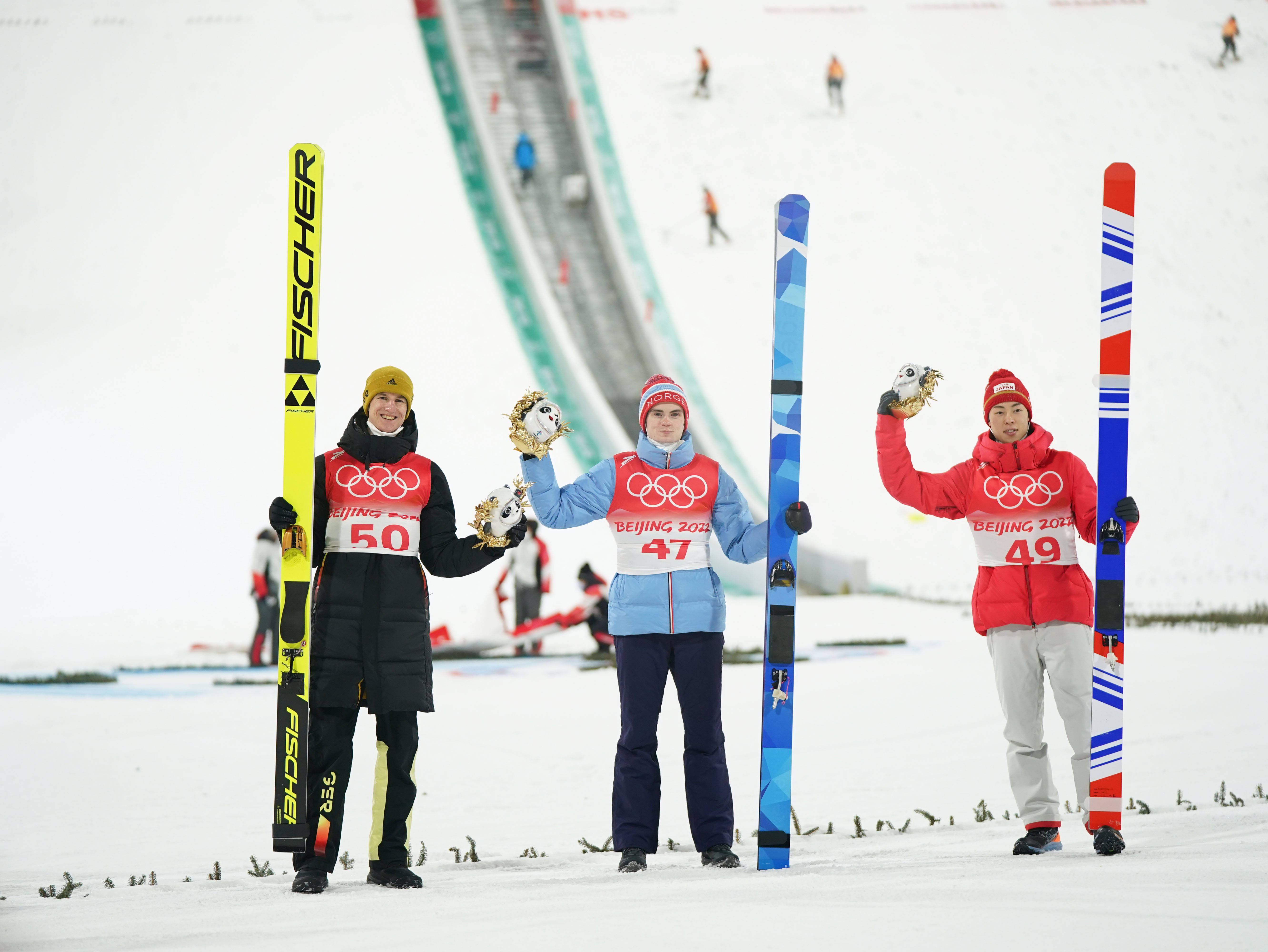 挪威男子越野滑雪选手实现逆袭 挪威男子越野滑雪选手实现逆袭