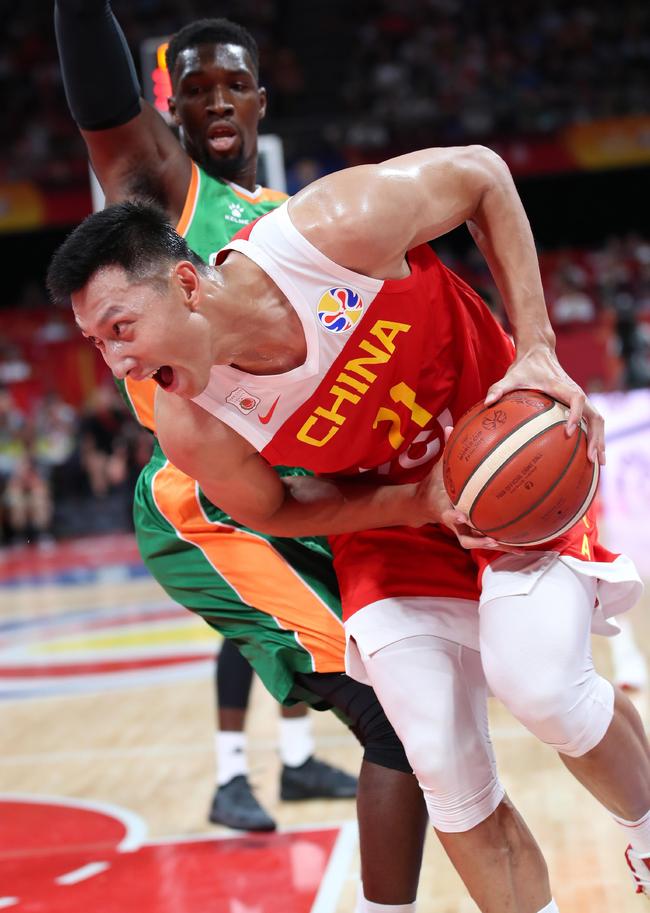 科特迪瓦队攻守兼备，实力展现解决难题的简单介绍