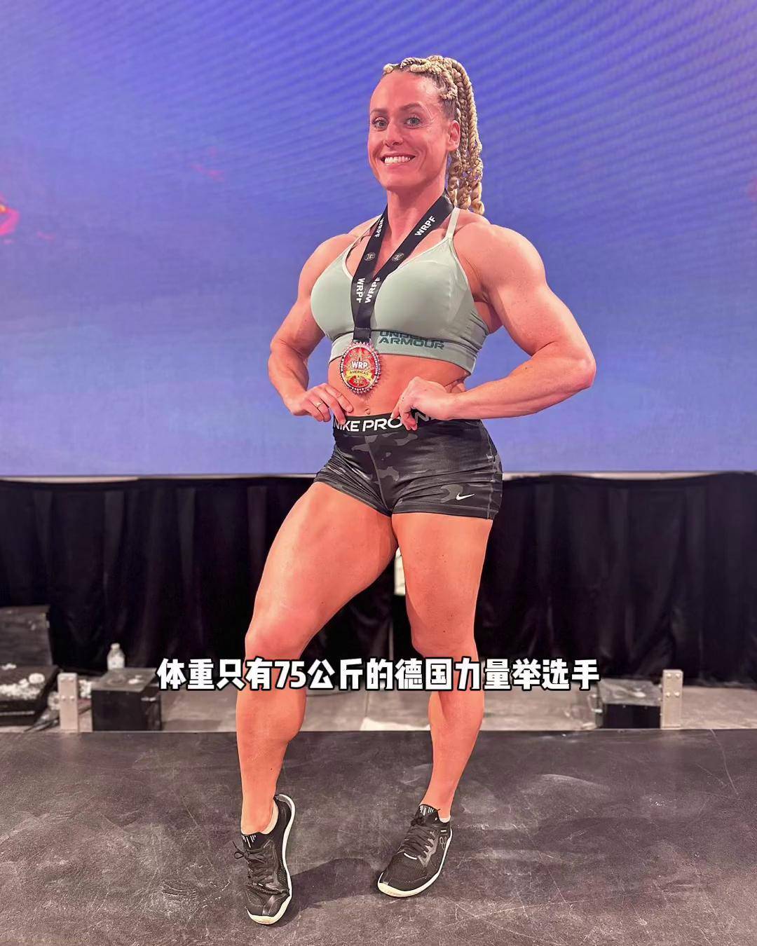 运动员在比赛中展现出超乎寻常的毅力和精神