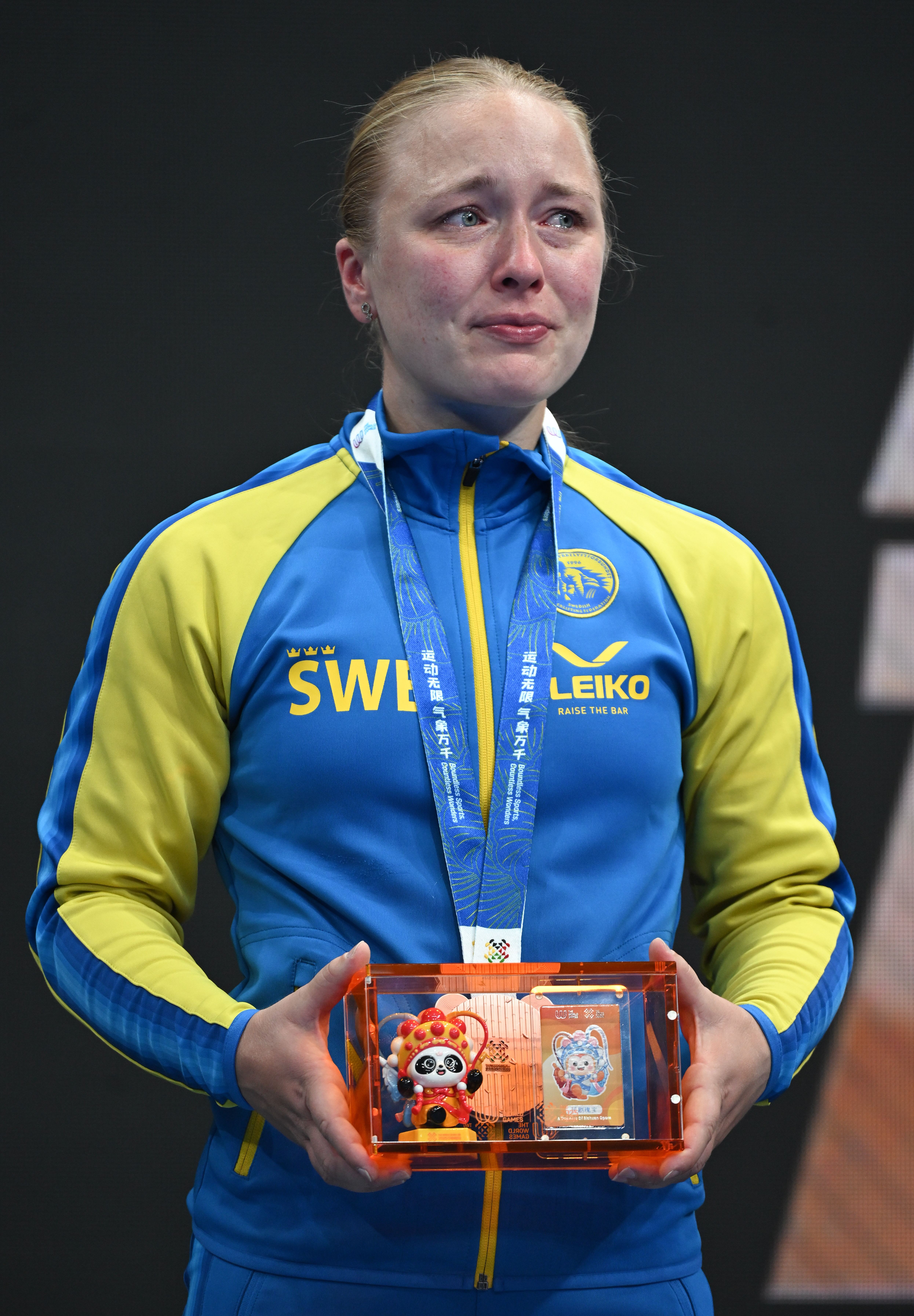 挪威女足球员在欧洲锦标赛上展现出色技术