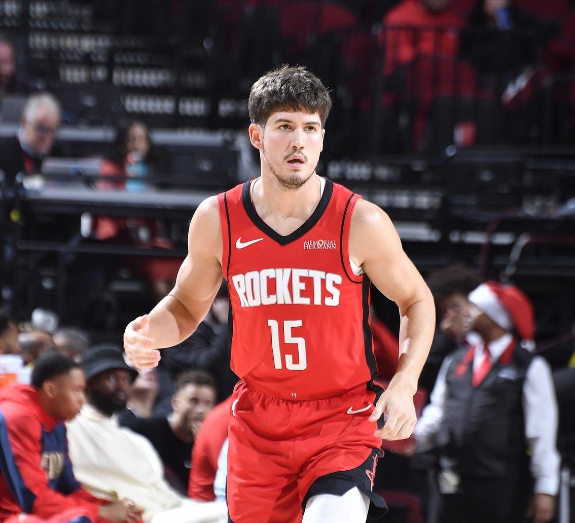 火箭大胜一场，季后赛格局逐渐清晰