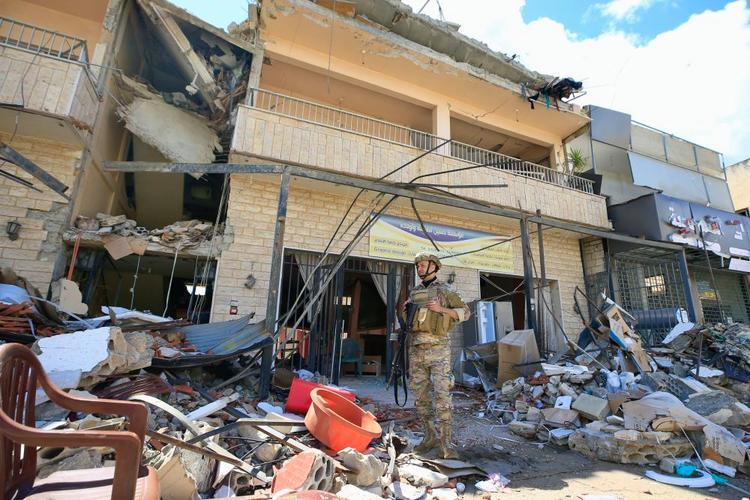 包含纷争不断，裁判秩序难以维持的词条