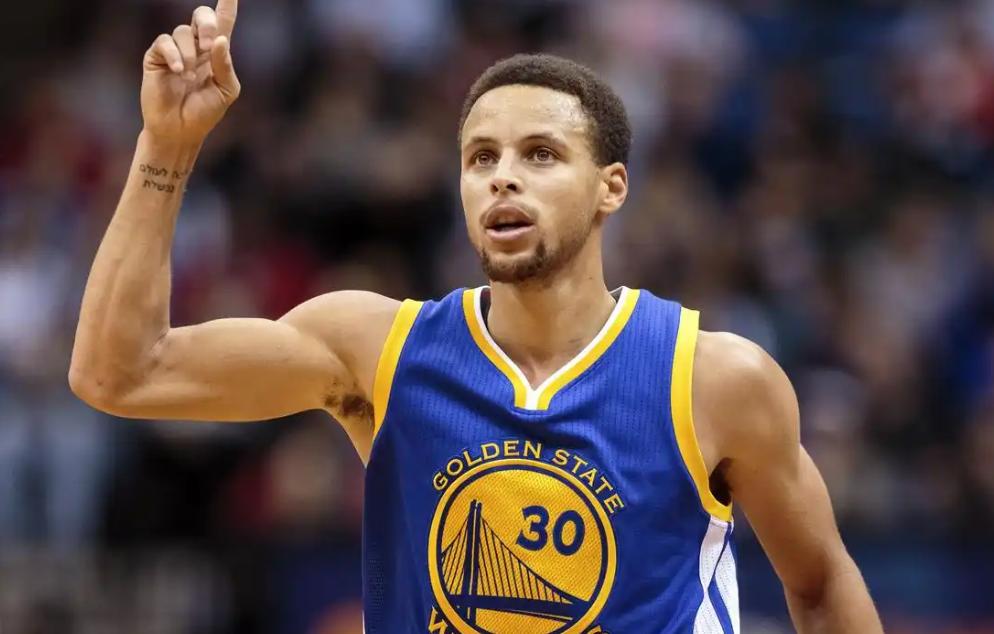 包含土耳其男篮力克公牛，库里打破历史纪录的词条