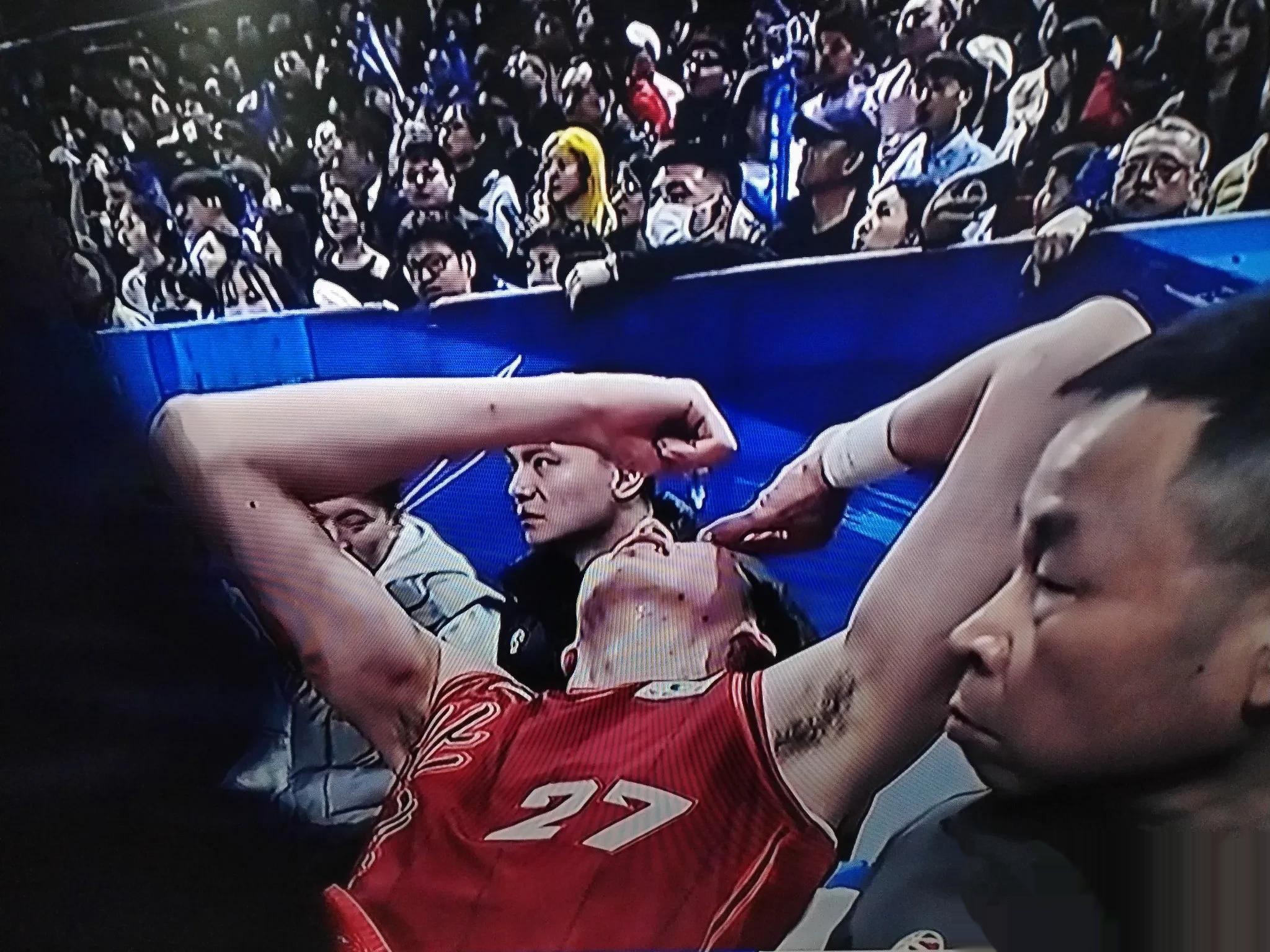 关于墨西哥男篮碾压中国男篮,麦科勒姆制霸全场的信息 关于墨西哥男篮碾压中国男篮,麦科勒姆制霸全场的信息