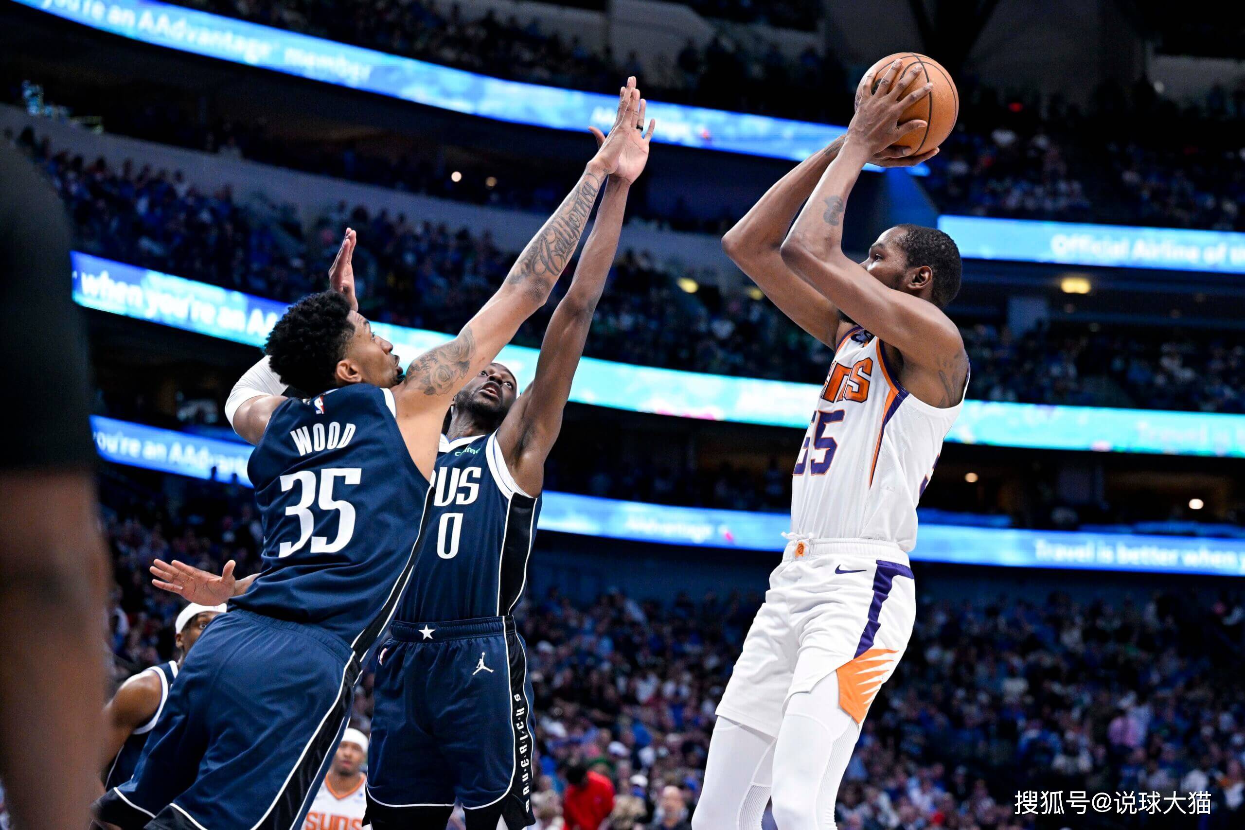 湖人鏖战中国男篮,利拉德打破历史纪录 湖人鏖战中国男篮,利拉德打破历史纪录