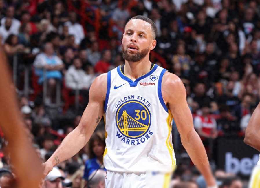 包含马刺翻盘热火,克莱高光表现的词条 包含马刺翻盘热火,克莱高光表现的词条