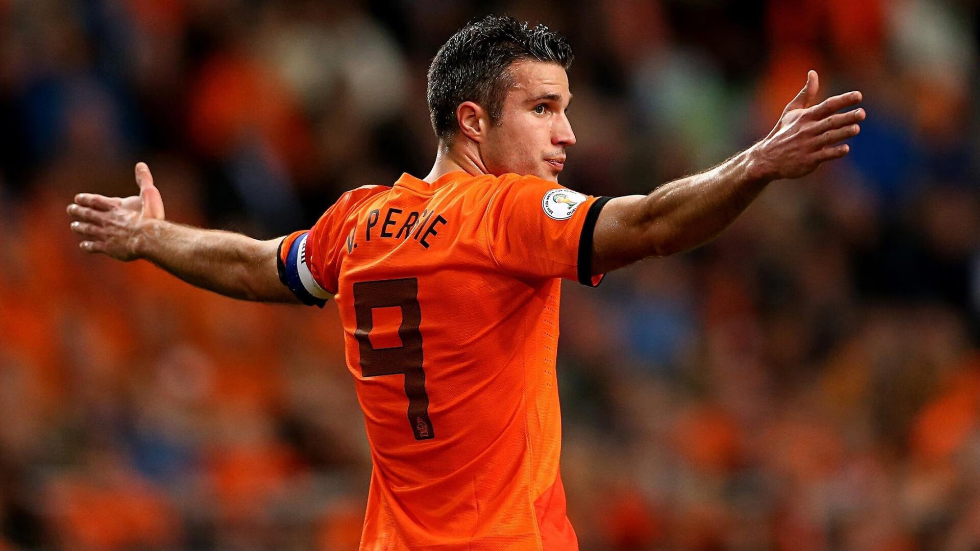 绿茵场上的双重奏,欧冠决赛的巅峰对决与中国足球的生死突围