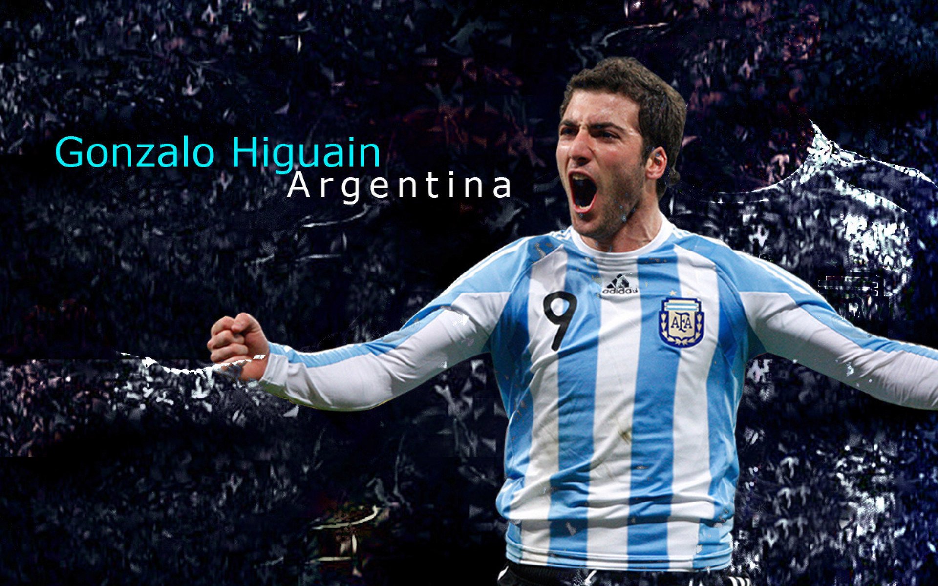 绿茵场外的国家德比，当西甲焦点战遇上秘鲁的波兰冲垮