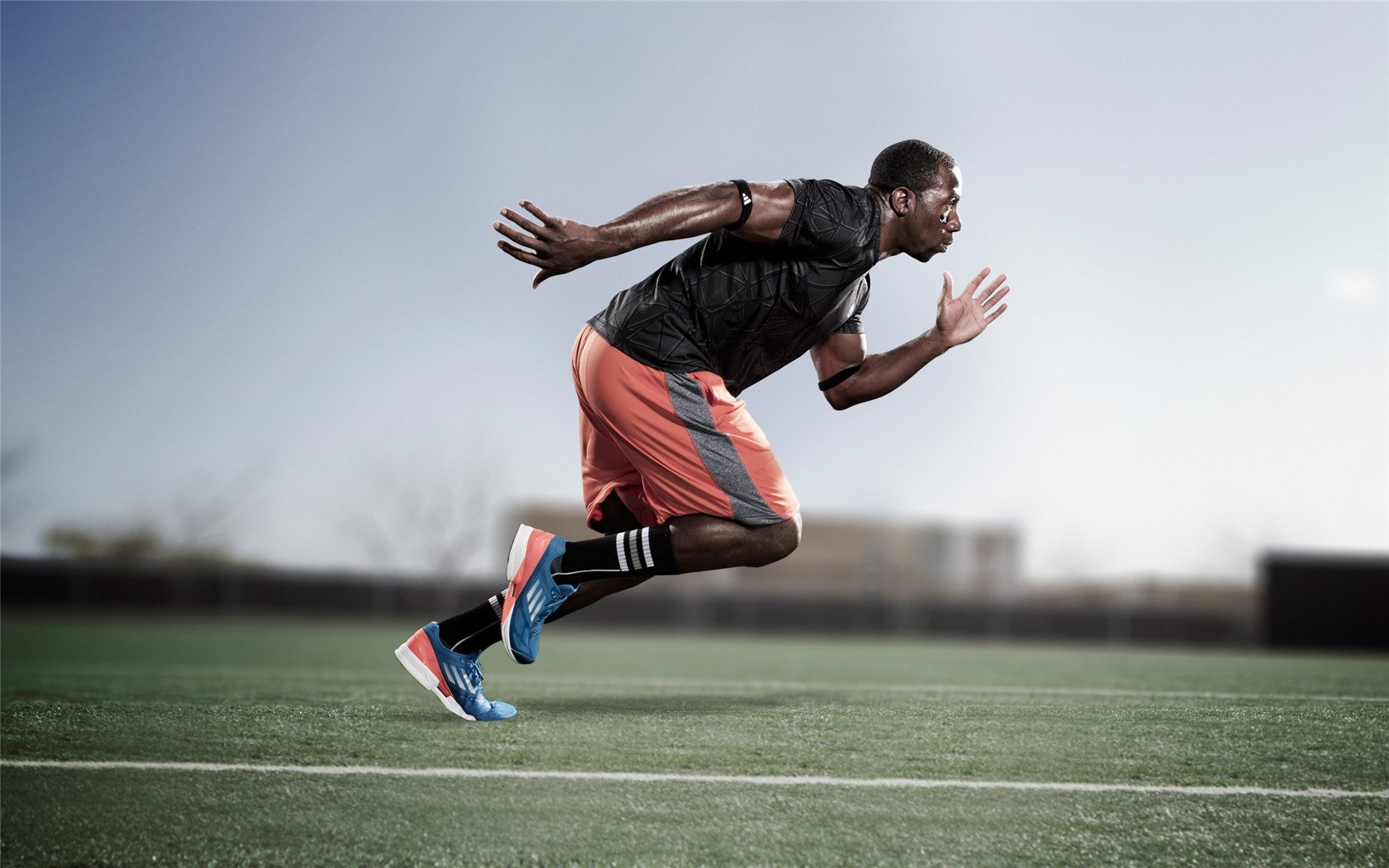 迪马利亚魔幻舞步撕裂圣西罗，里昂战术完胜宣告新时代崛起