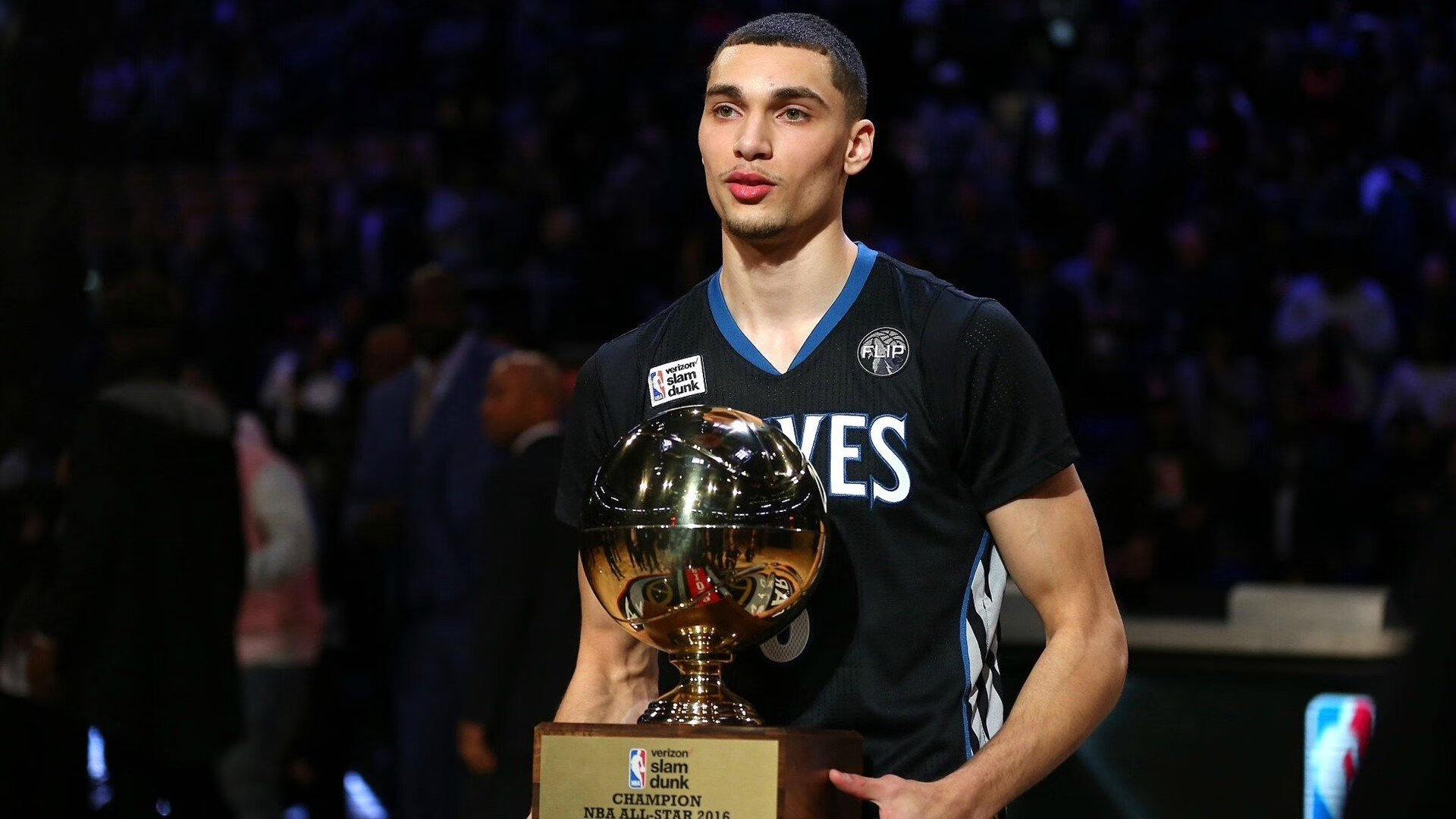 当奇才节奏掌控独行侠,莫兰特在欧冠决赛接管比赛的篮球哲学